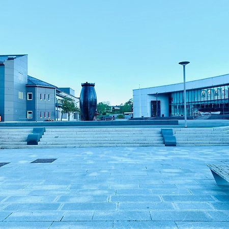 Husnes Sentrum Hotell Exterior photo