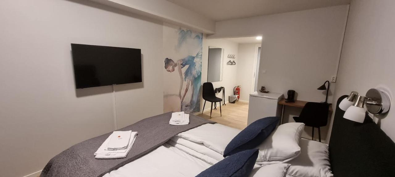 Husnes Sentrum Hotell Exterior photo